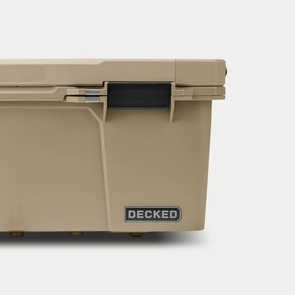 DECKED SIXER 16 ToolBox